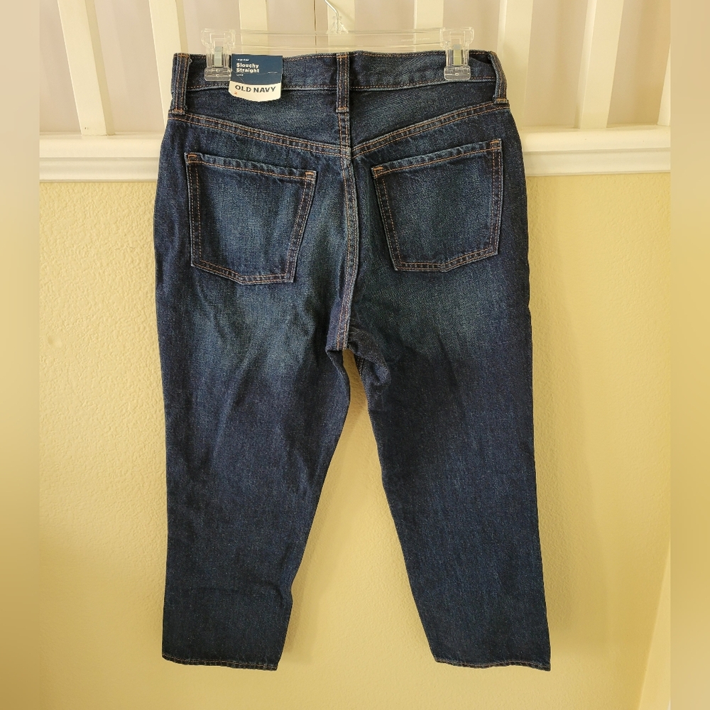 Old Navy Women's High-Rise Slouchy Straight Jeans - Picture 5 of 7